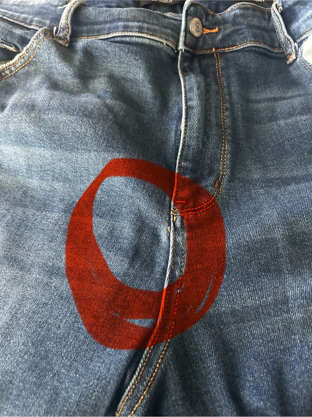 Judy Blue Brett Distressed Dad Jeans. - Picture 15 of 15